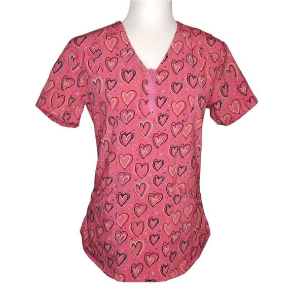 Essentials Medical Uniforms Scrub Top Pink With Hearts Size Medium 10-12 - Picture 7 of 7